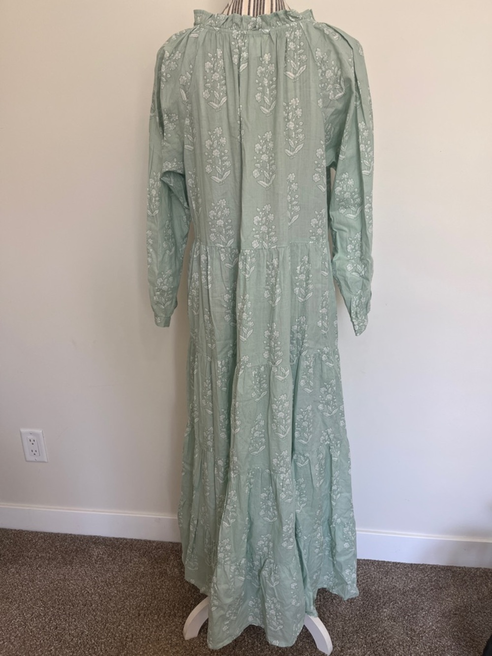 Sweet Magnolia - Floral Maxi Dress with Button Front - Picture 3 of 7